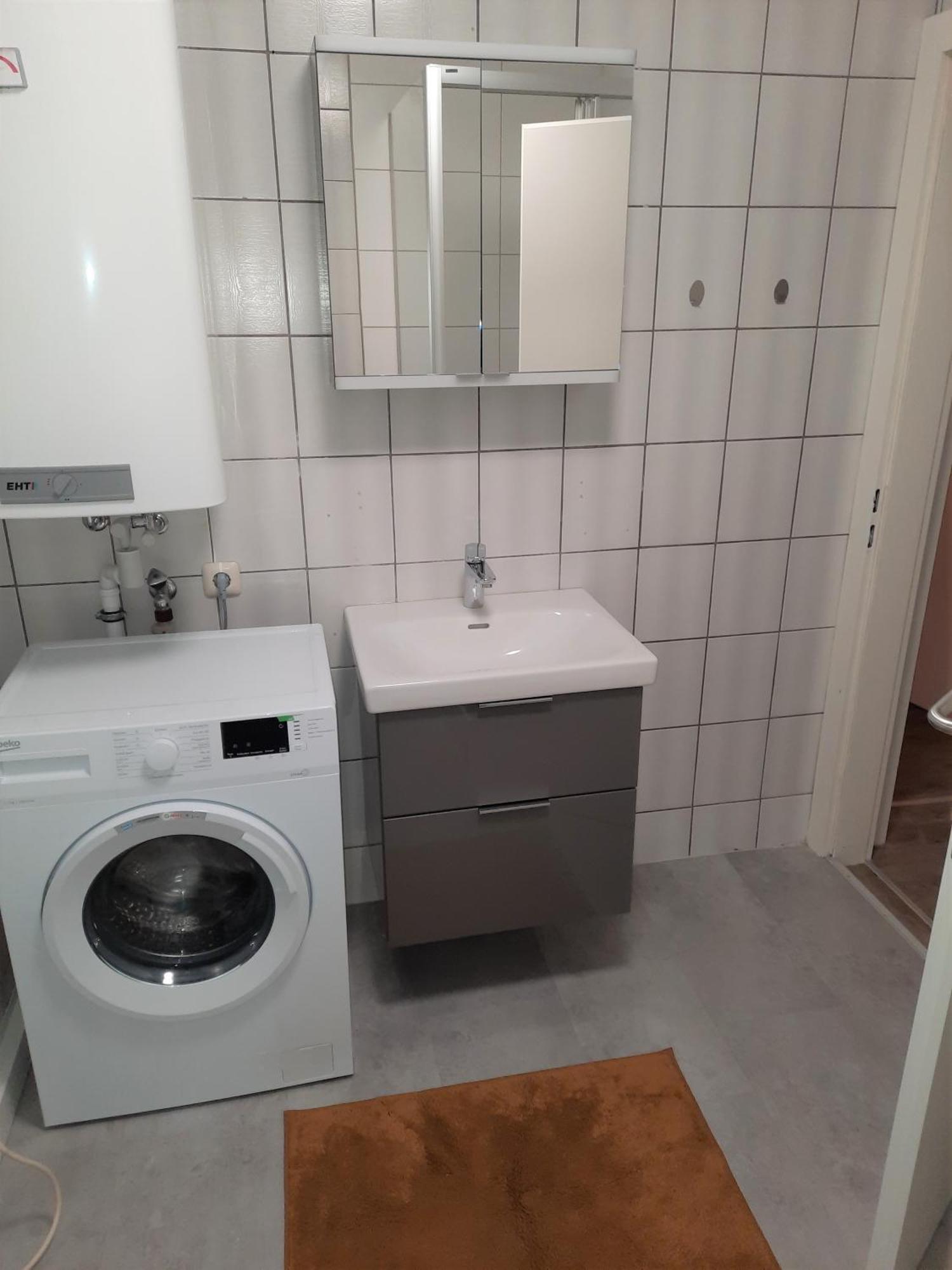 Ferienwohnung Im Zentrum Mit Balkon Und Parkplatz Gmunden Buitenkant foto