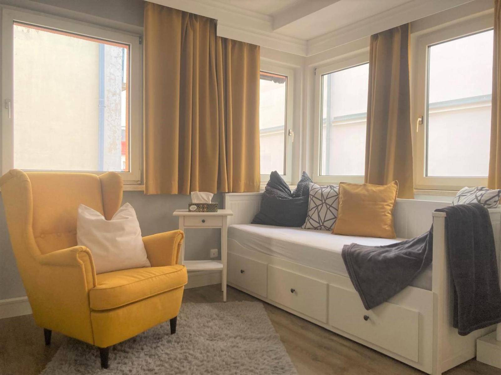 Ferienwohnung Im Zentrum Mit Balkon Und Parkplatz Gmunden Buitenkant foto